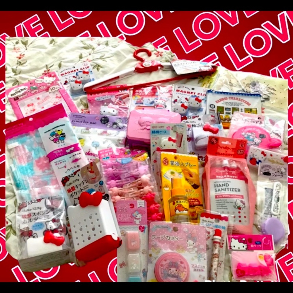🎀 Sanrio Hello Kitty Kawaii Accessories. 3/$10